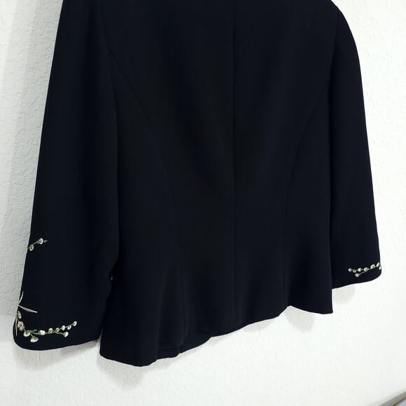 Drapers and Damons Blazer Womens Size 10  Black Cropped Embroidered Fitted - Picture 11 of 11